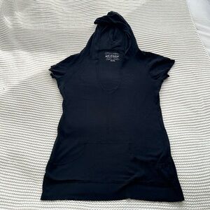 Black Arizona active wear top with hood #activewear #fitnes